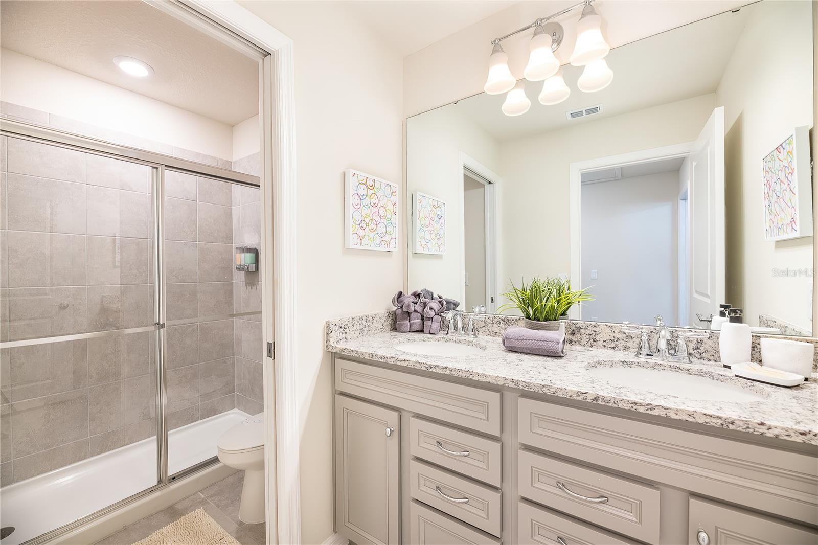 WINDSOR ISLAND RESIDENCE PH 2B - Residential