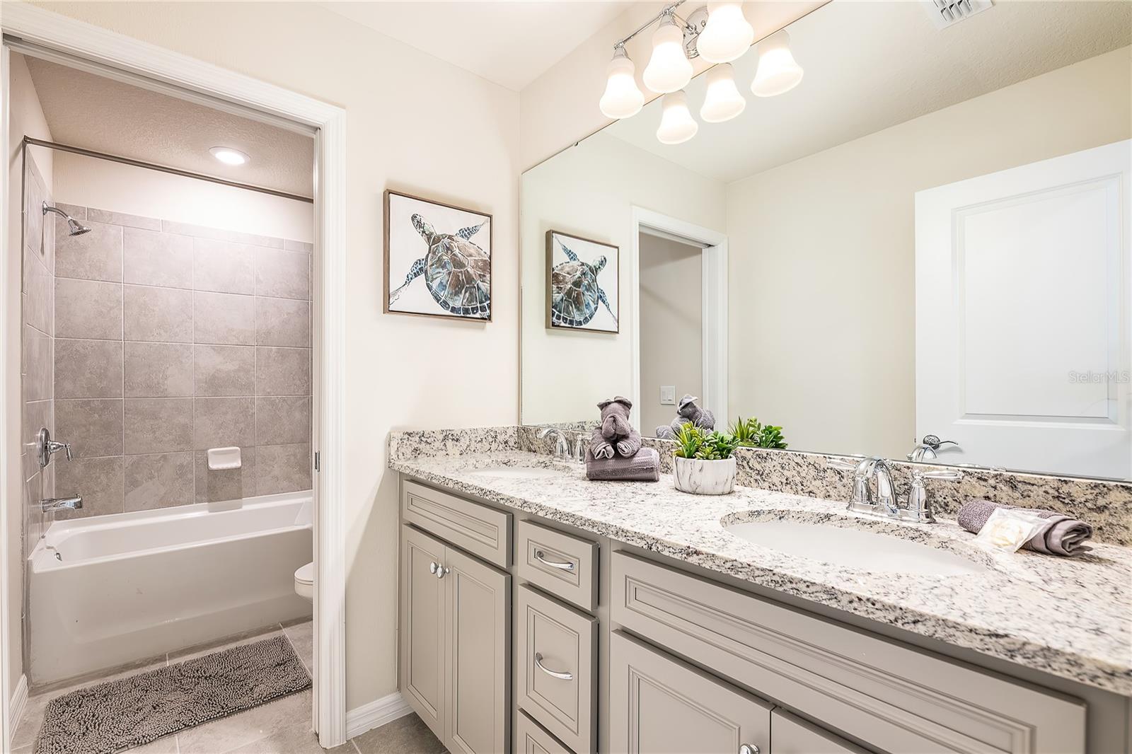 WINDSOR ISLAND RESIDENCE PH 2B - Residential