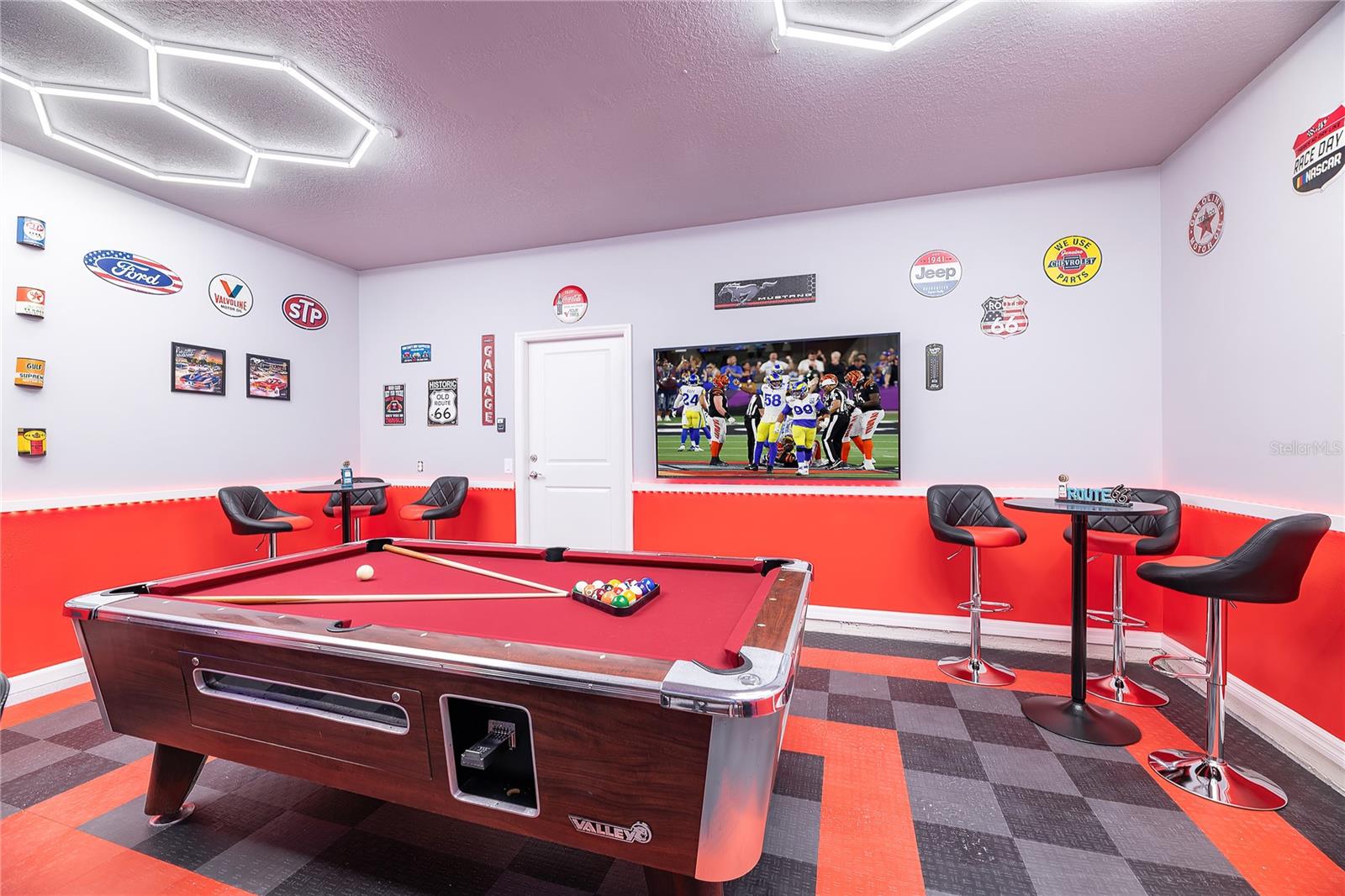 WINDSOR ISLAND RESIDENCE PH 2B - Residential