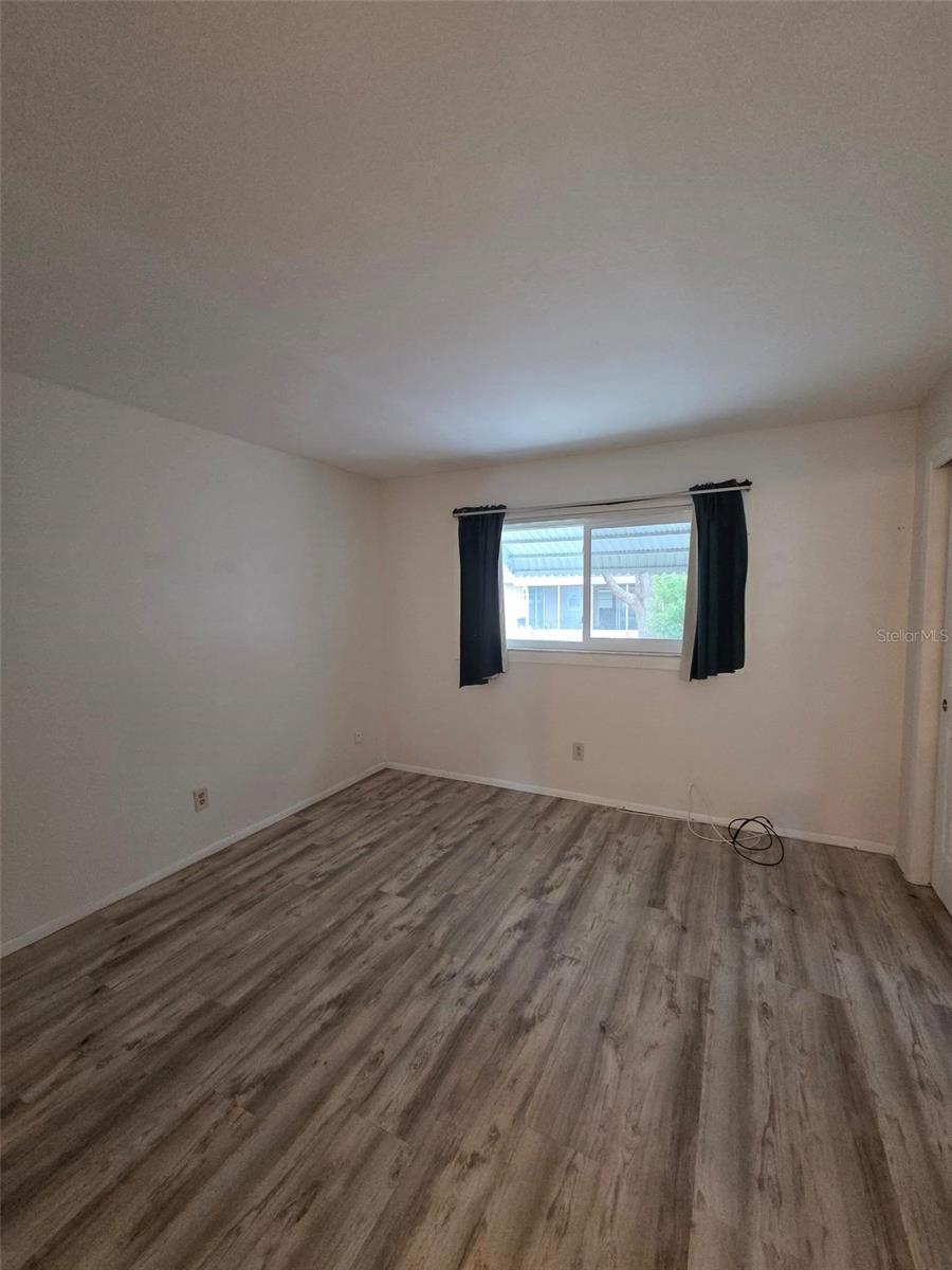 PARK LAKE ESTATES - Residential