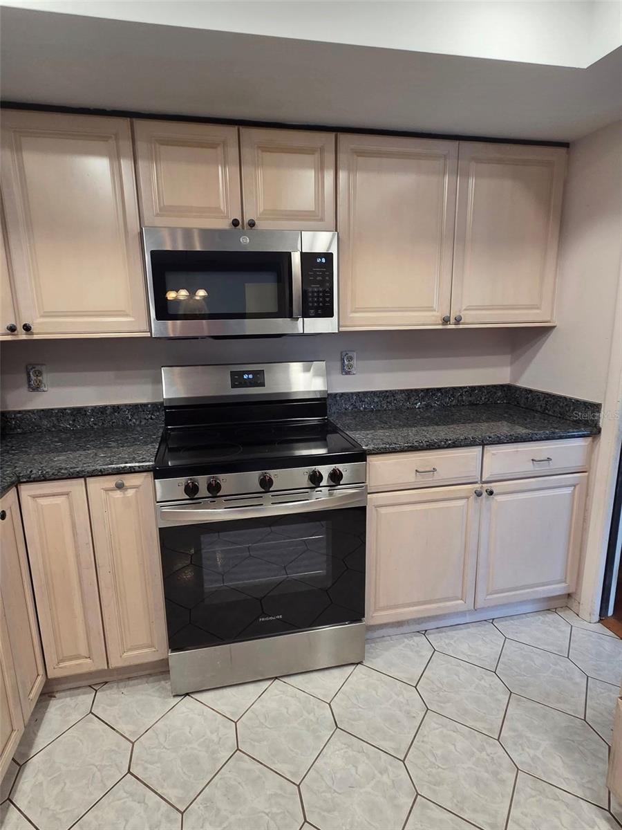 PARK LAKE ESTATES - Residential