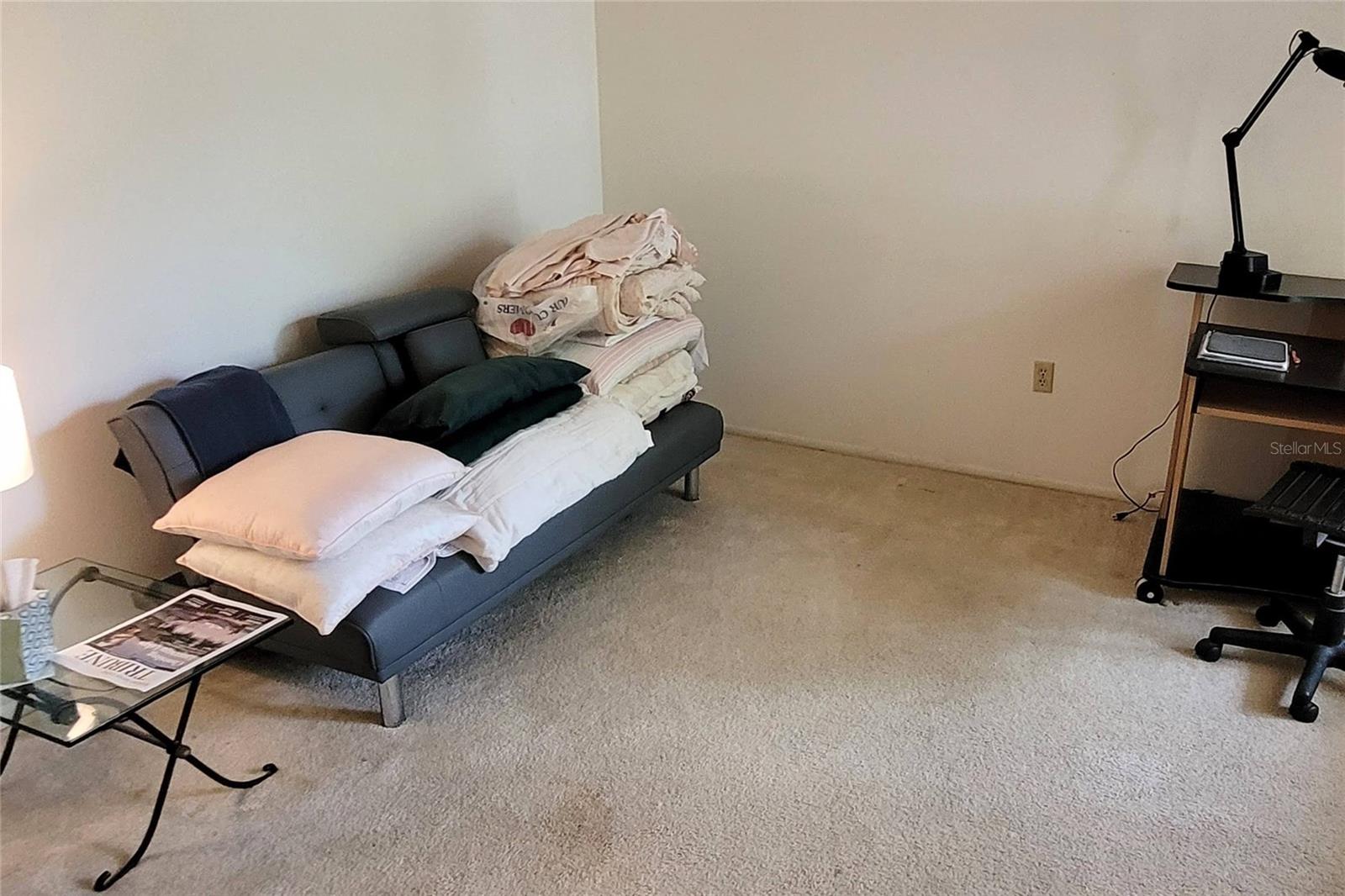 KNOLLS THE - Residential