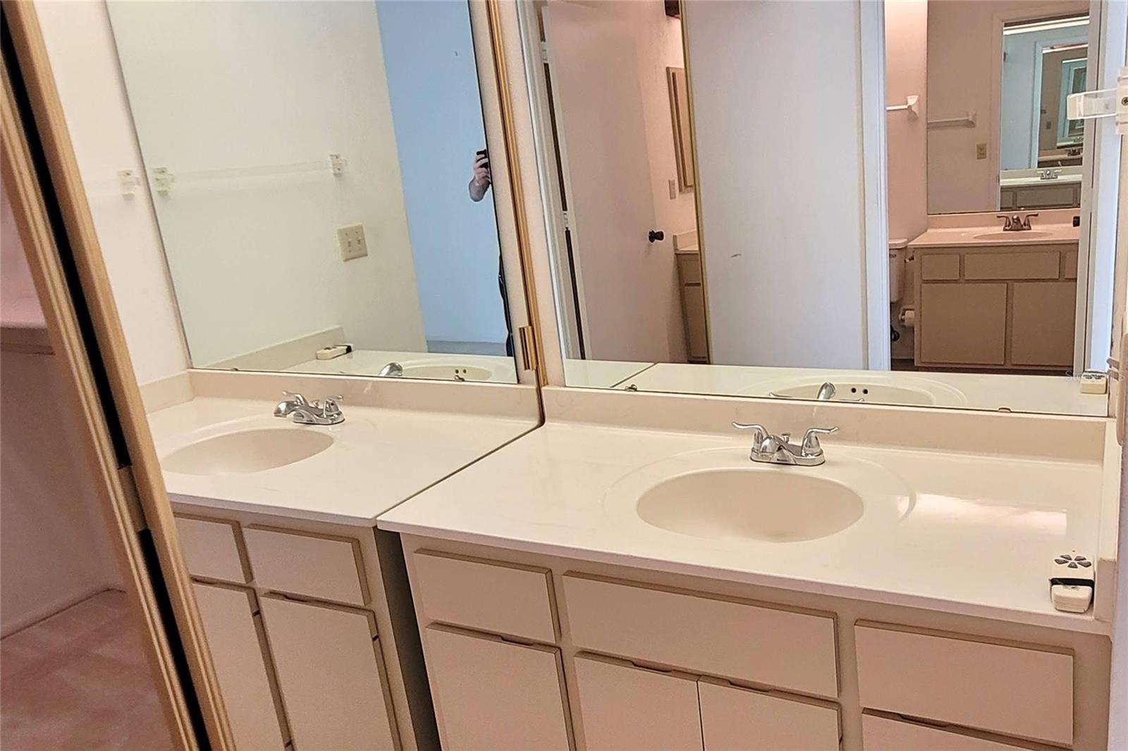 KNOLLS THE - Residential