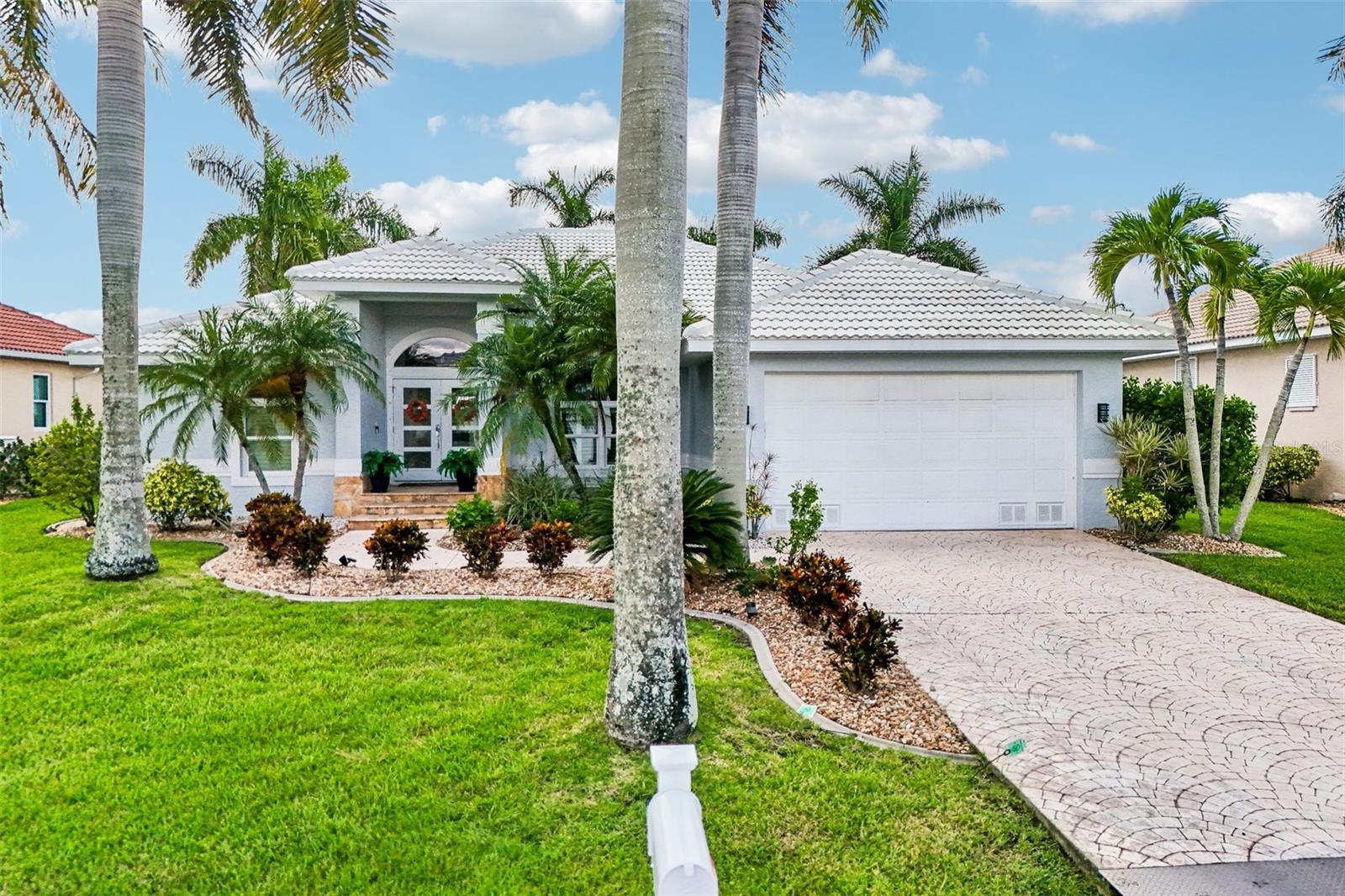 1217 SEA BREEZE COURT, PUNTA GORDA, FL, 33950 1 1217 SEA BREEZE COURT