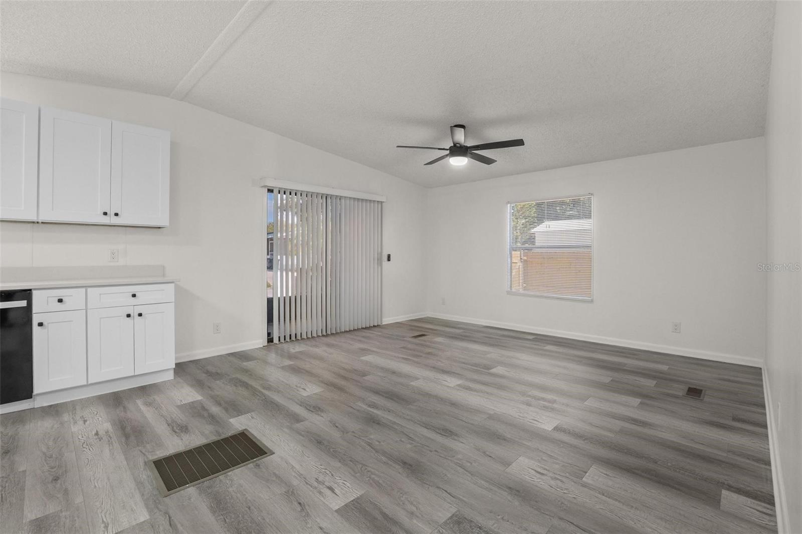 430 OAK RIDGE E