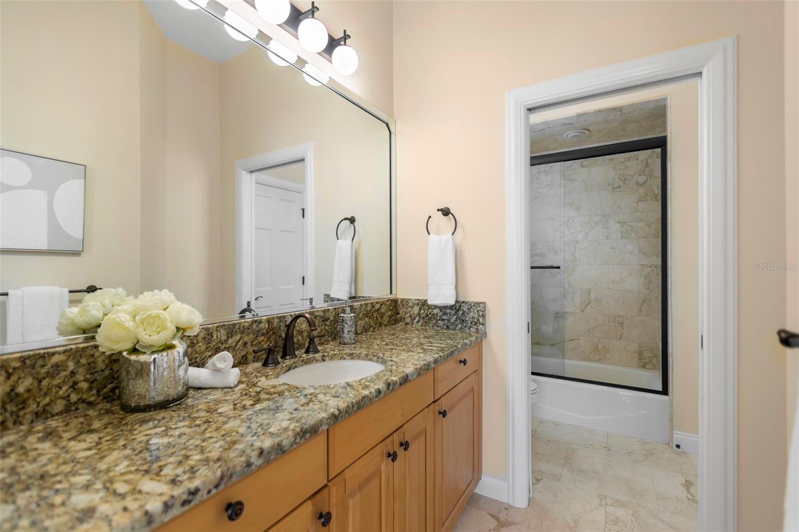 BAYOU CLUB ESTATES REP PH 1 - Residential