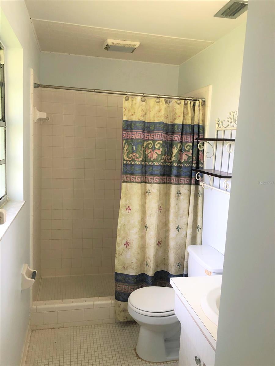 Aqua Golf - Residential Lease