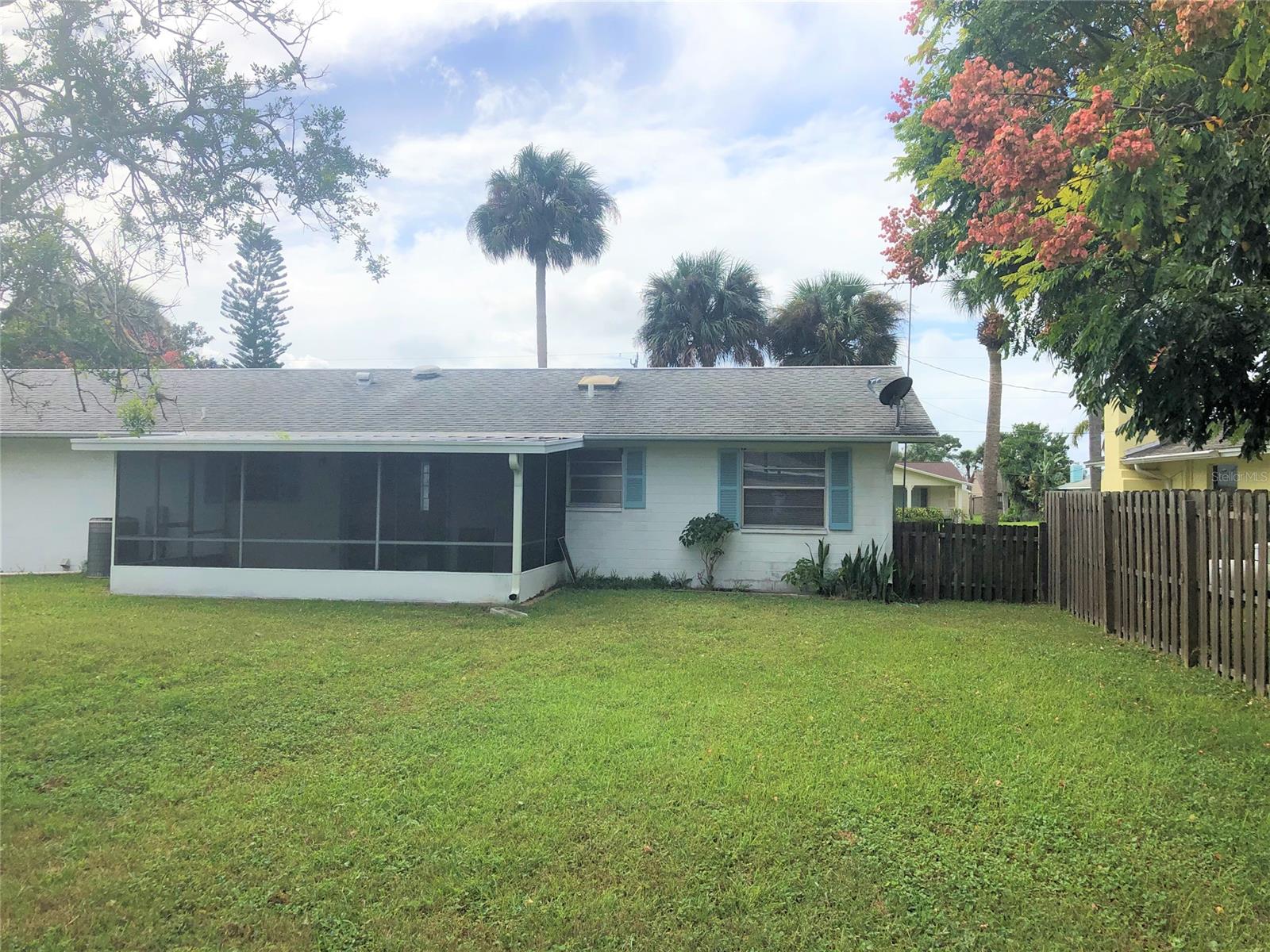 Aqua Golf - Residential Lease