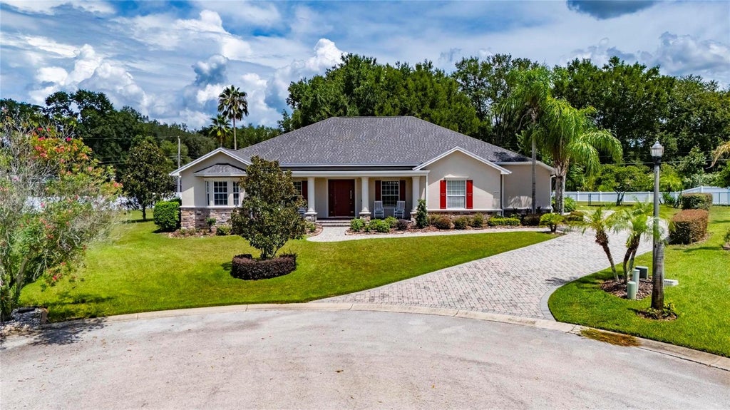 Photo of 6408 Walkers Glen Drive, Lakeland, FL 33813 (MLS # L4964343)