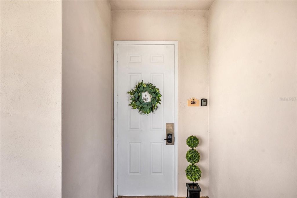 Photo of 7509 Mourning Dove Circle #301, Reunion, FL 34747 (MLS # O6364364)