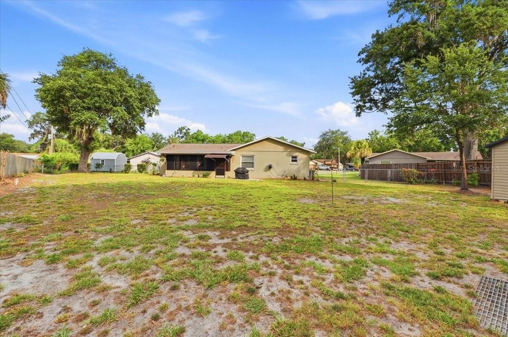 Photo of 552 Hardenoak Boulevard, Lakeland, FL 33813 (MLS # P4938771)