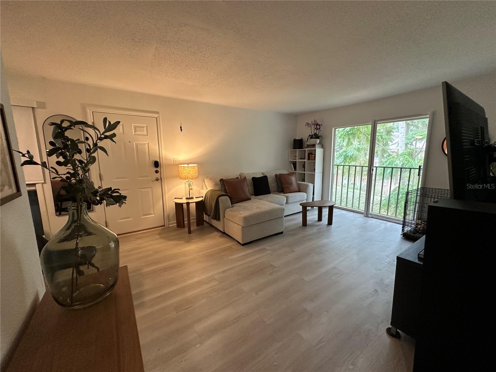 HAWTHORNE RESERVE - Residential