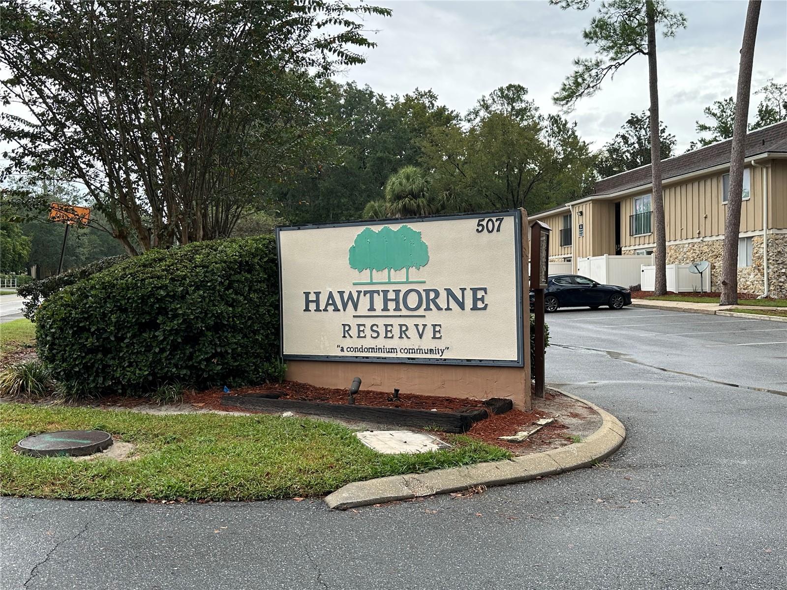 HAWTHORNE RESERVE - Residential