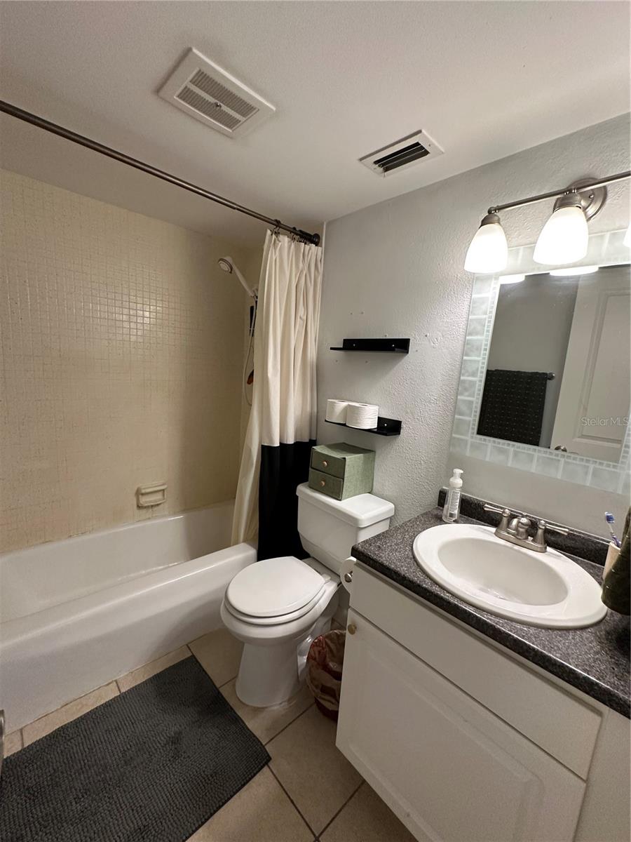 HAWTHORNE RESERVE - Residential