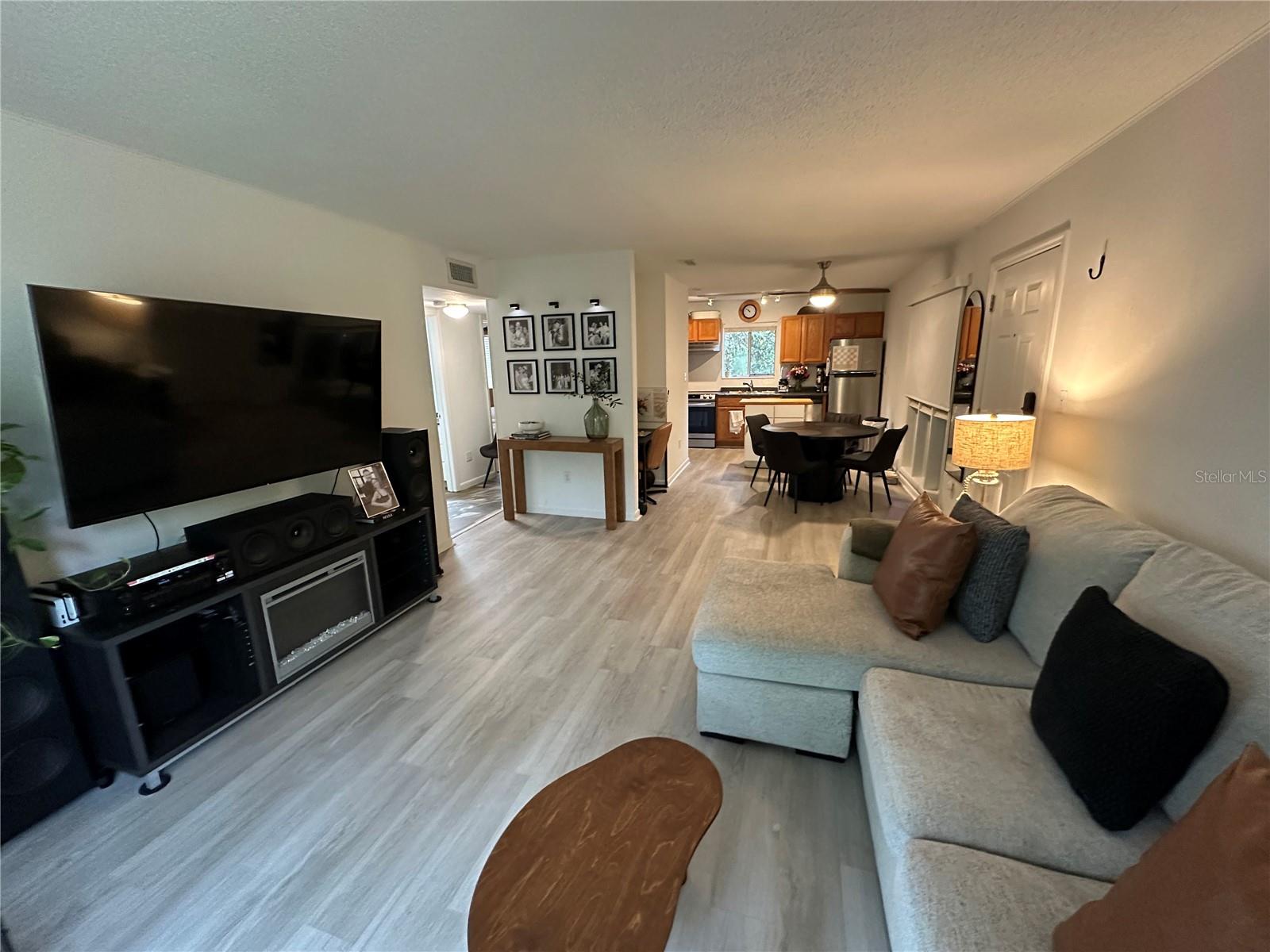 HAWTHORNE RESERVE - Residential