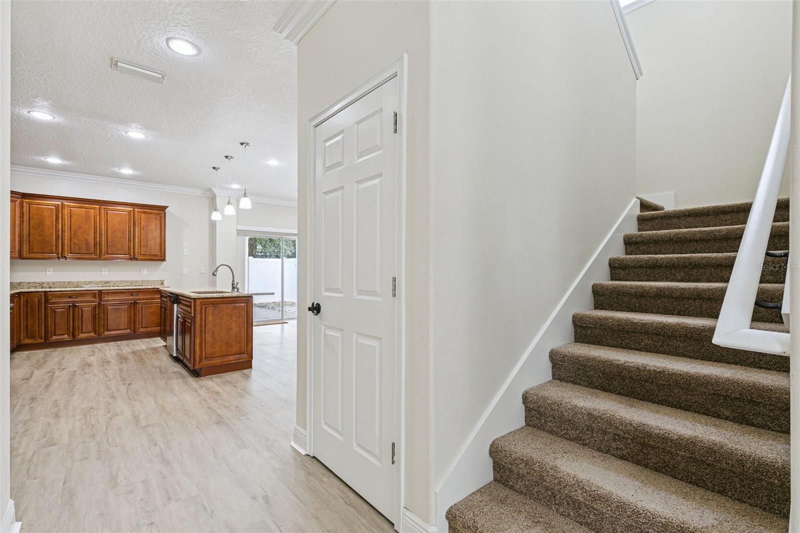 E E HARDYS SUB - Residential