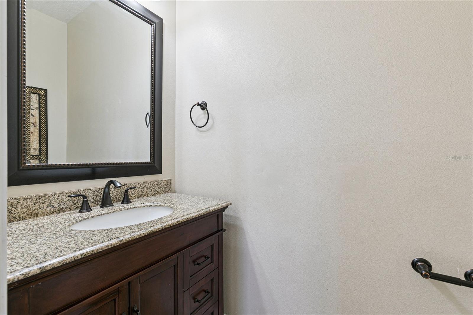 E E HARDYS SUB - Residential