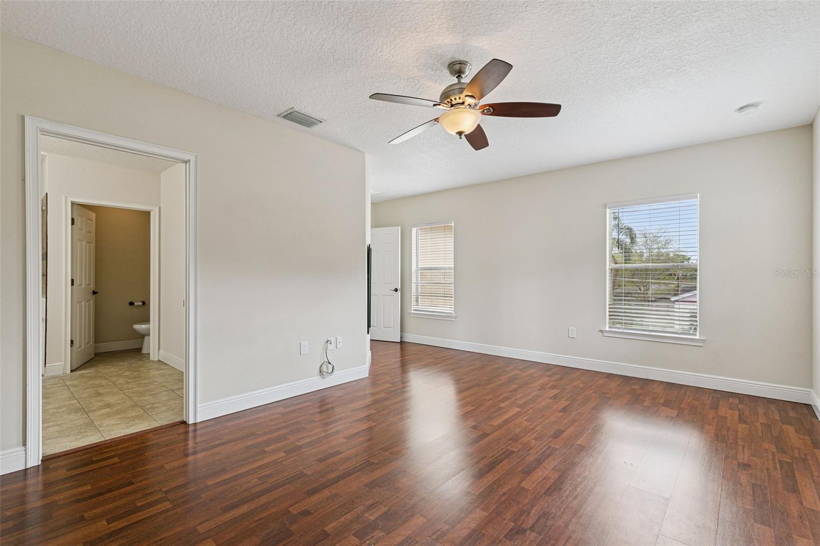 E E HARDYS SUB - Residential