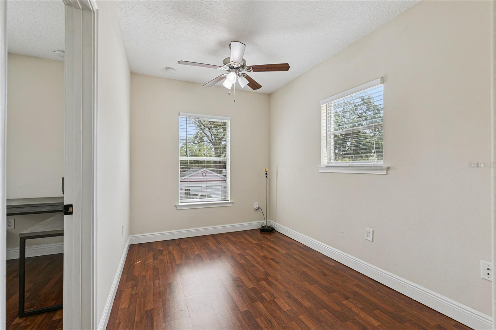 E E HARDYS SUB - Residential