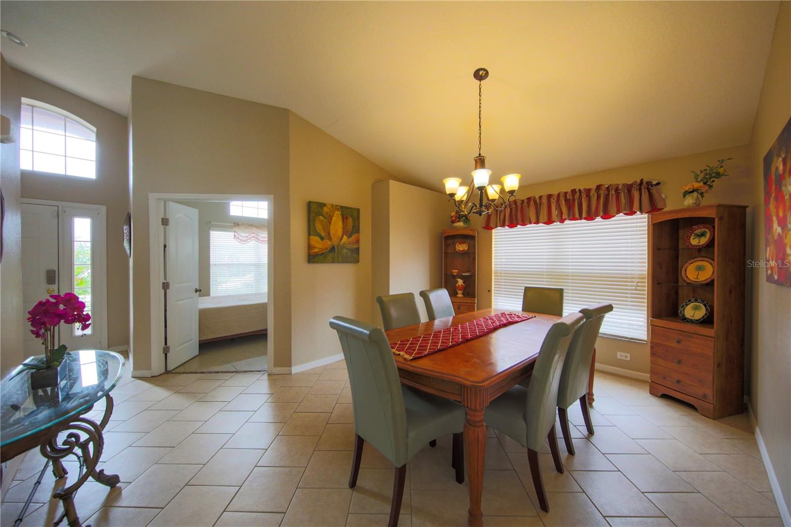 SOLANA - Residential Lease