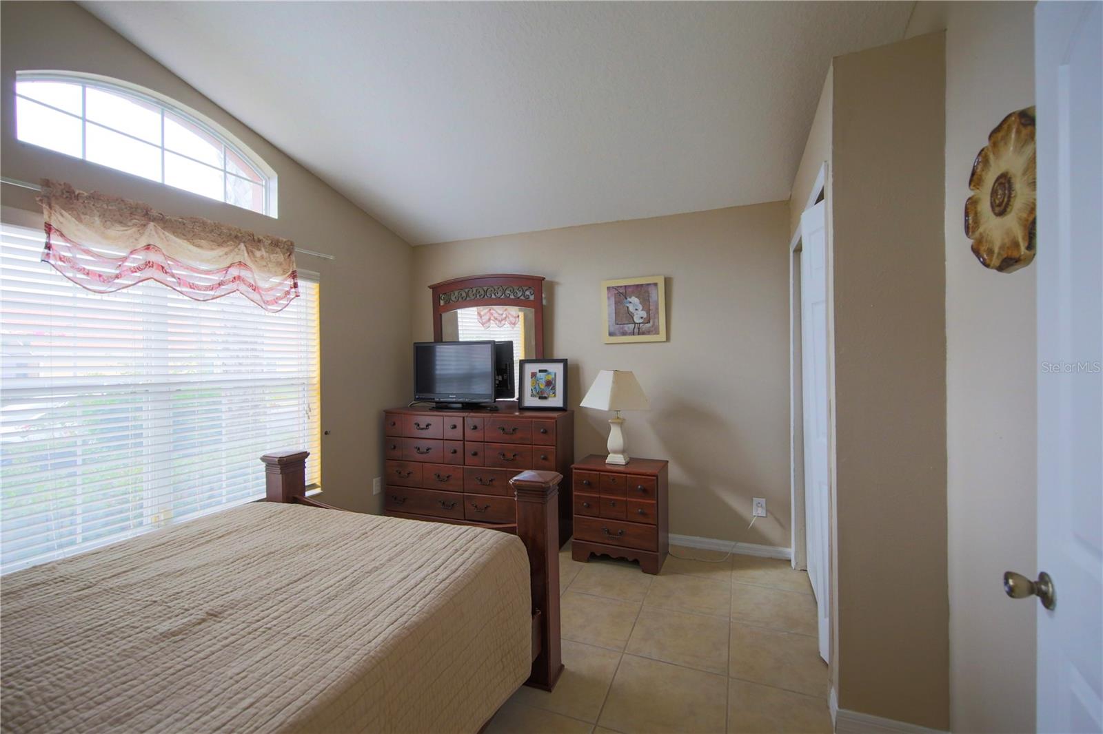 SOLANA - Residential Lease