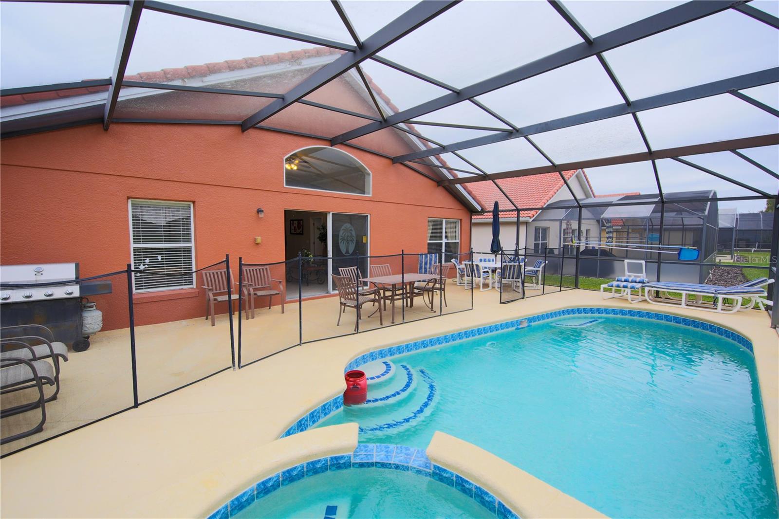 SOLANA - Residential Lease