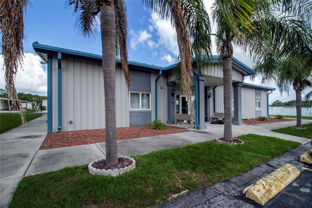 Photo of 420 49th Street E #13, Palmetto, FL 34221 (MLS # A4686085)