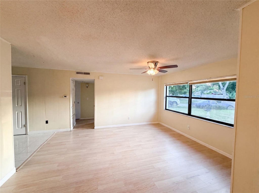 Photo of 722 Virginia Lane, Apopka, FL 32703 (MLS # O6420452)