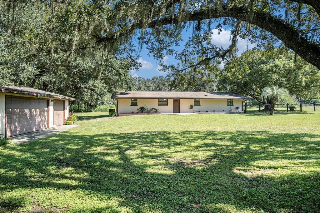 Photo of 39349 Comstock Lane, Zephyrhills, FL 33540 (MLS # TB8425454)