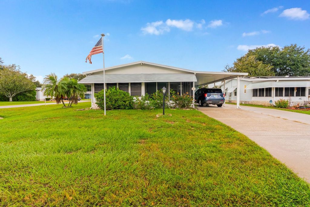 Photo of 403 Challenger Avenue, Davenport, FL 33897 (MLS # S5134621)