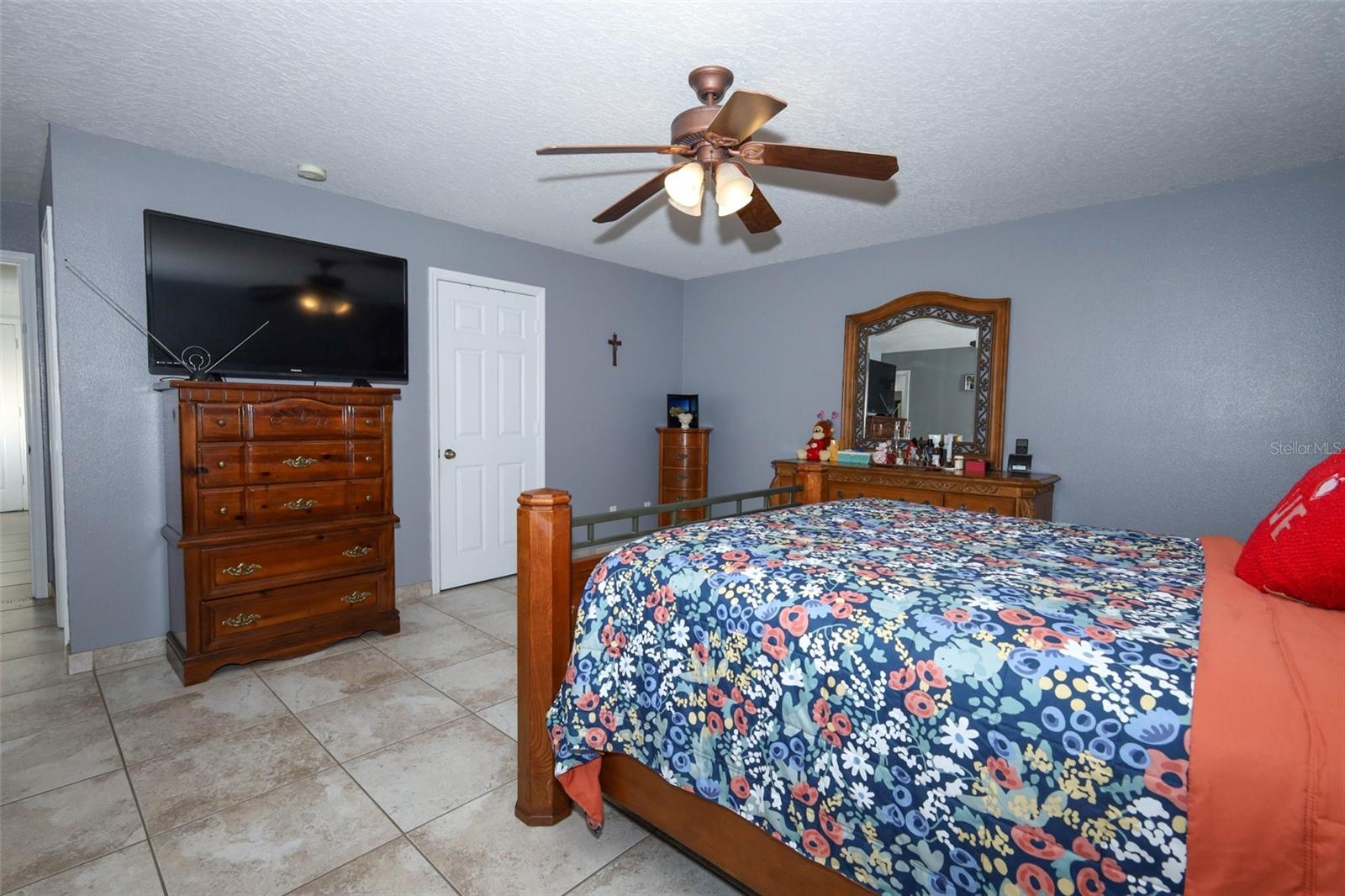 WATERFORD CHASE EAST - Residential