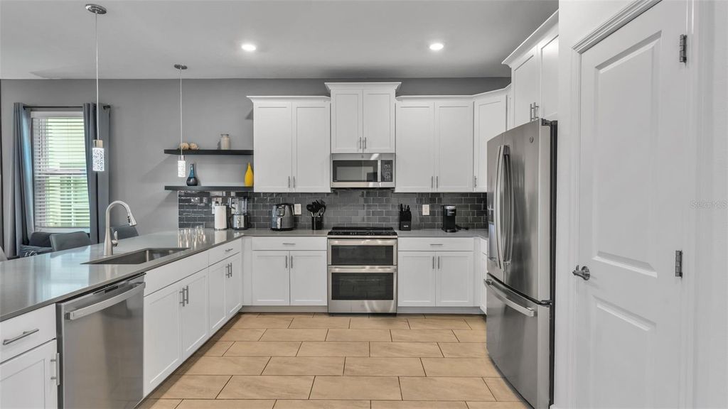 Photo of 9238 Sommerset Hills Drive, Davenport, FL 33896 (MLS # P4937389)