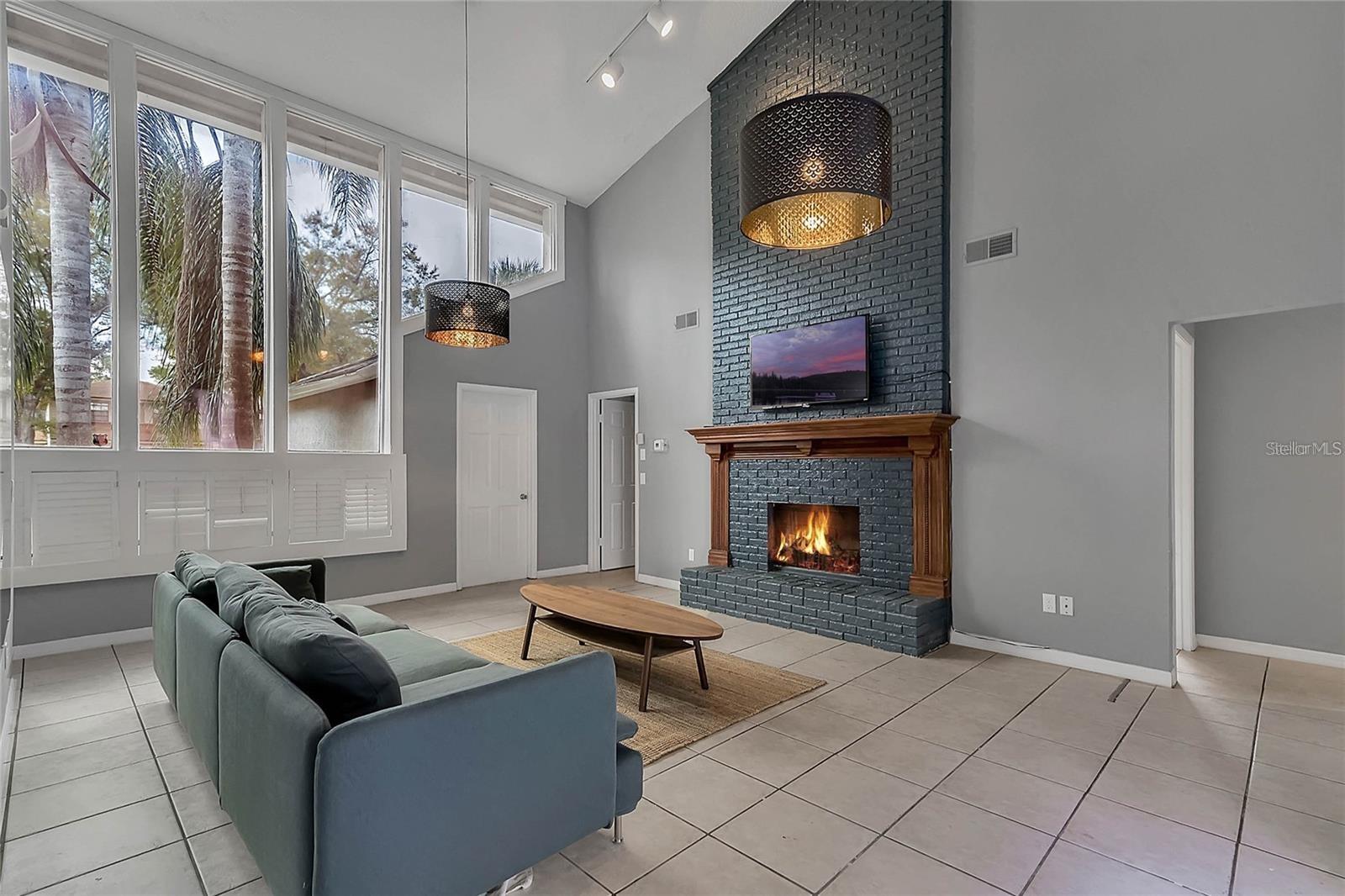 SHADOW BAY SPGS - Residential