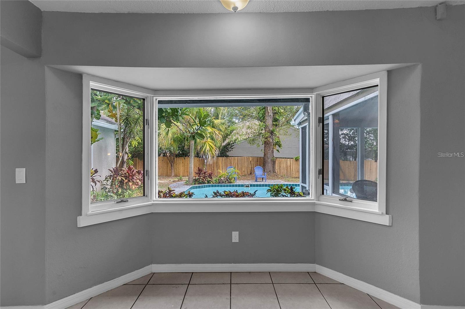 SHADOW BAY SPGS - Residential