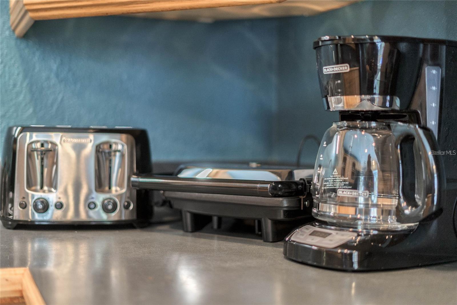 SHADOW BAY SPGS - Residential