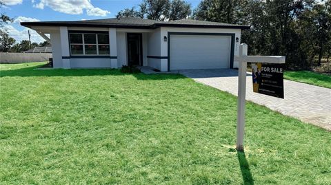 A home in DUNNELLON