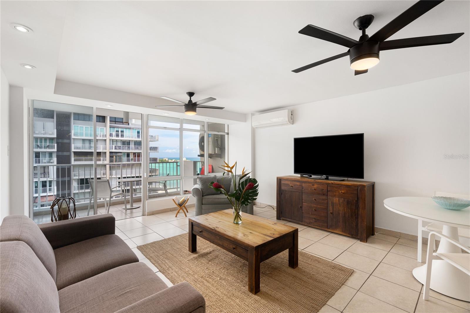 ISLA VERDE - Residential