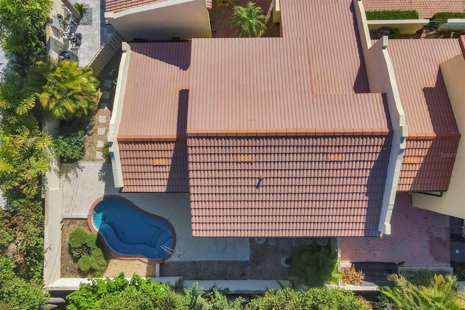 FOUR HUNDRED FORTY PLACE - Residential