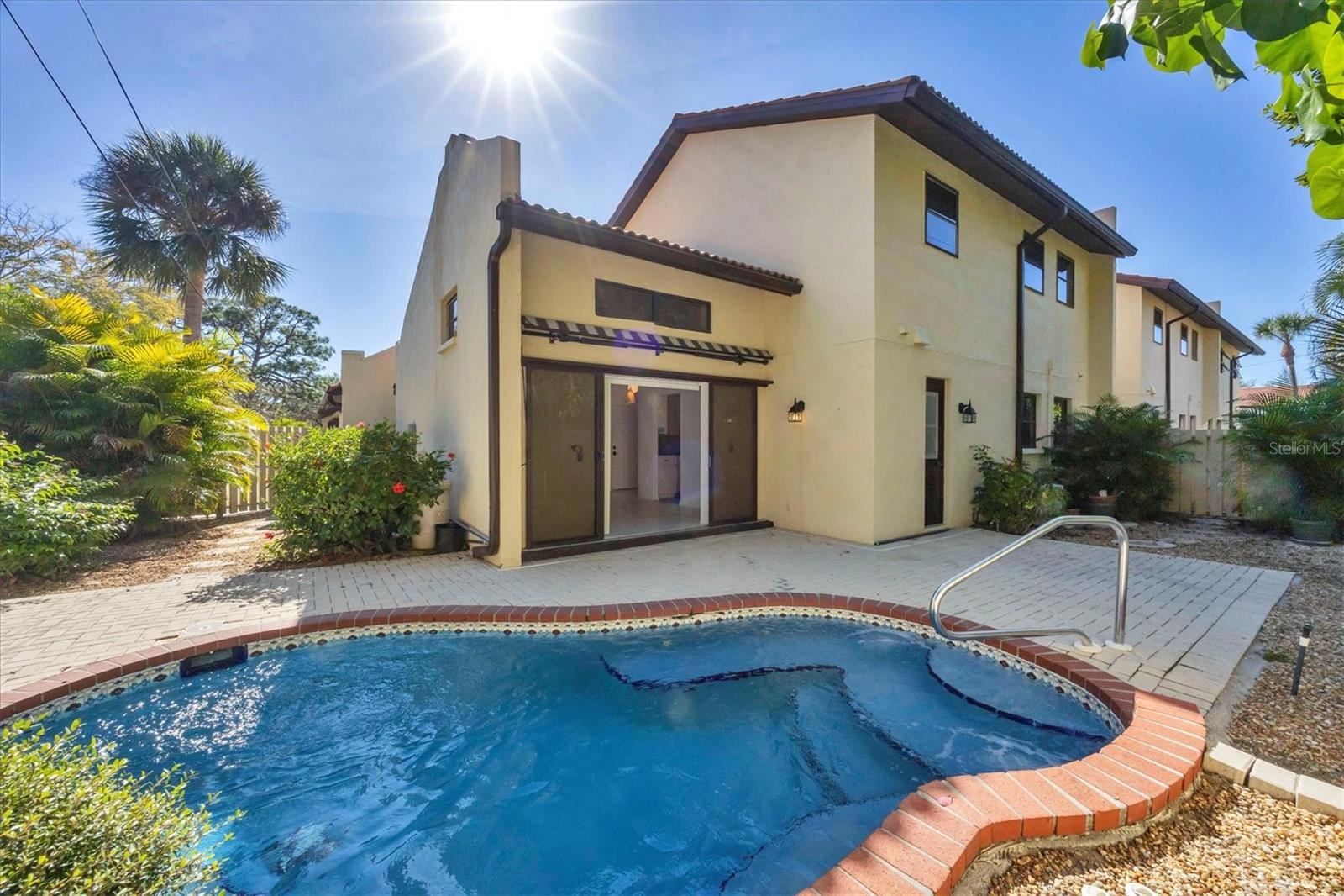 FOUR HUNDRED FORTY PLACE - Residential