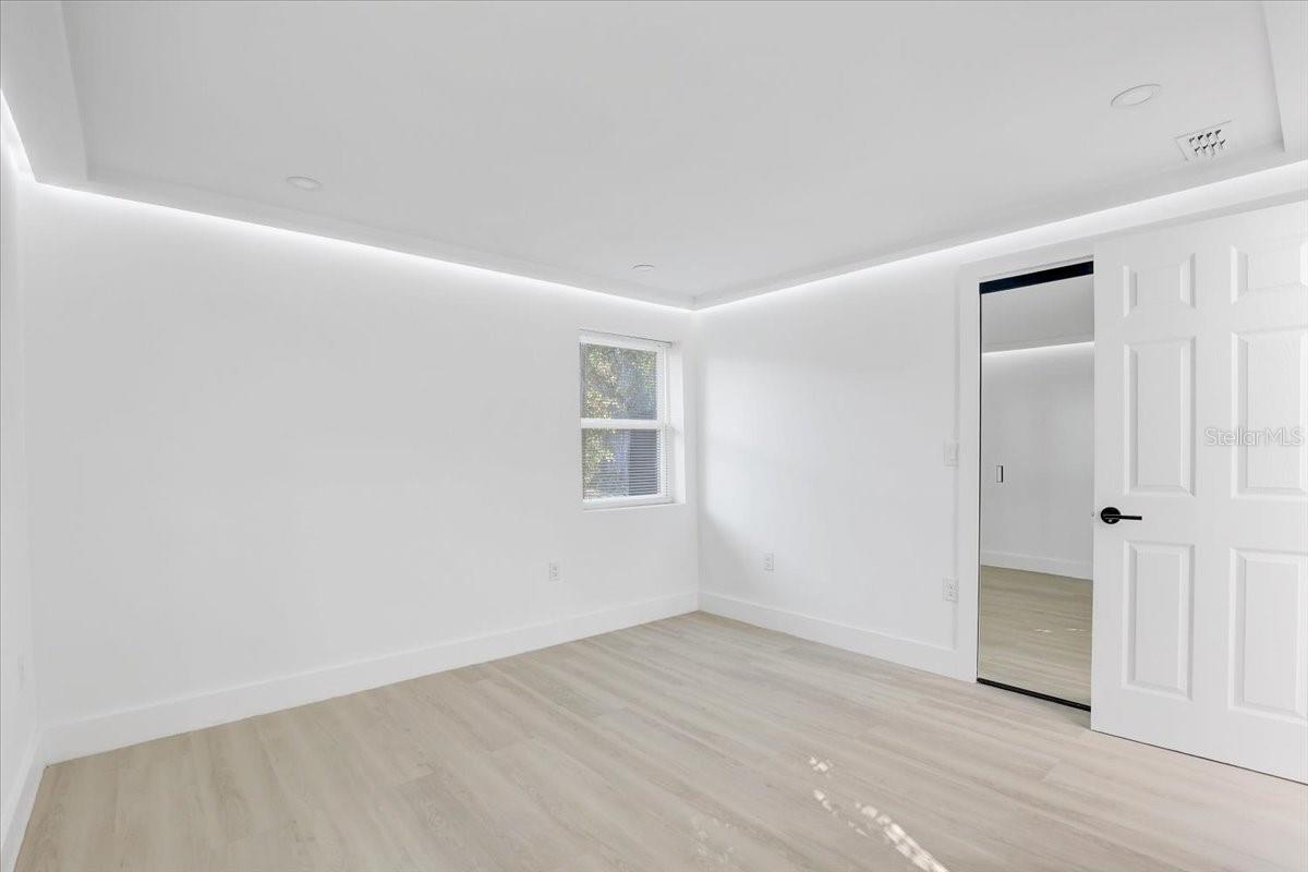CLAIR MEL CITY UNIT 31 - Residential