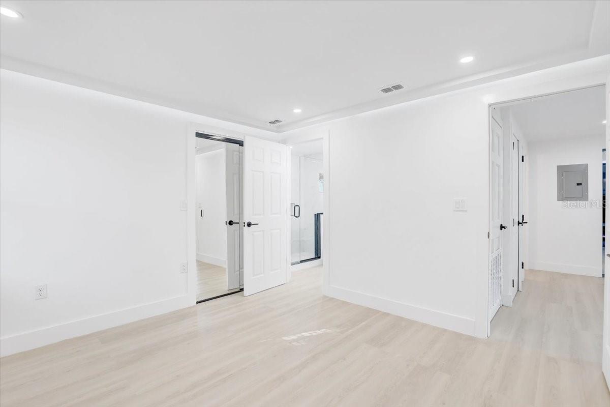 CLAIR MEL CITY UNIT 31 - Residential