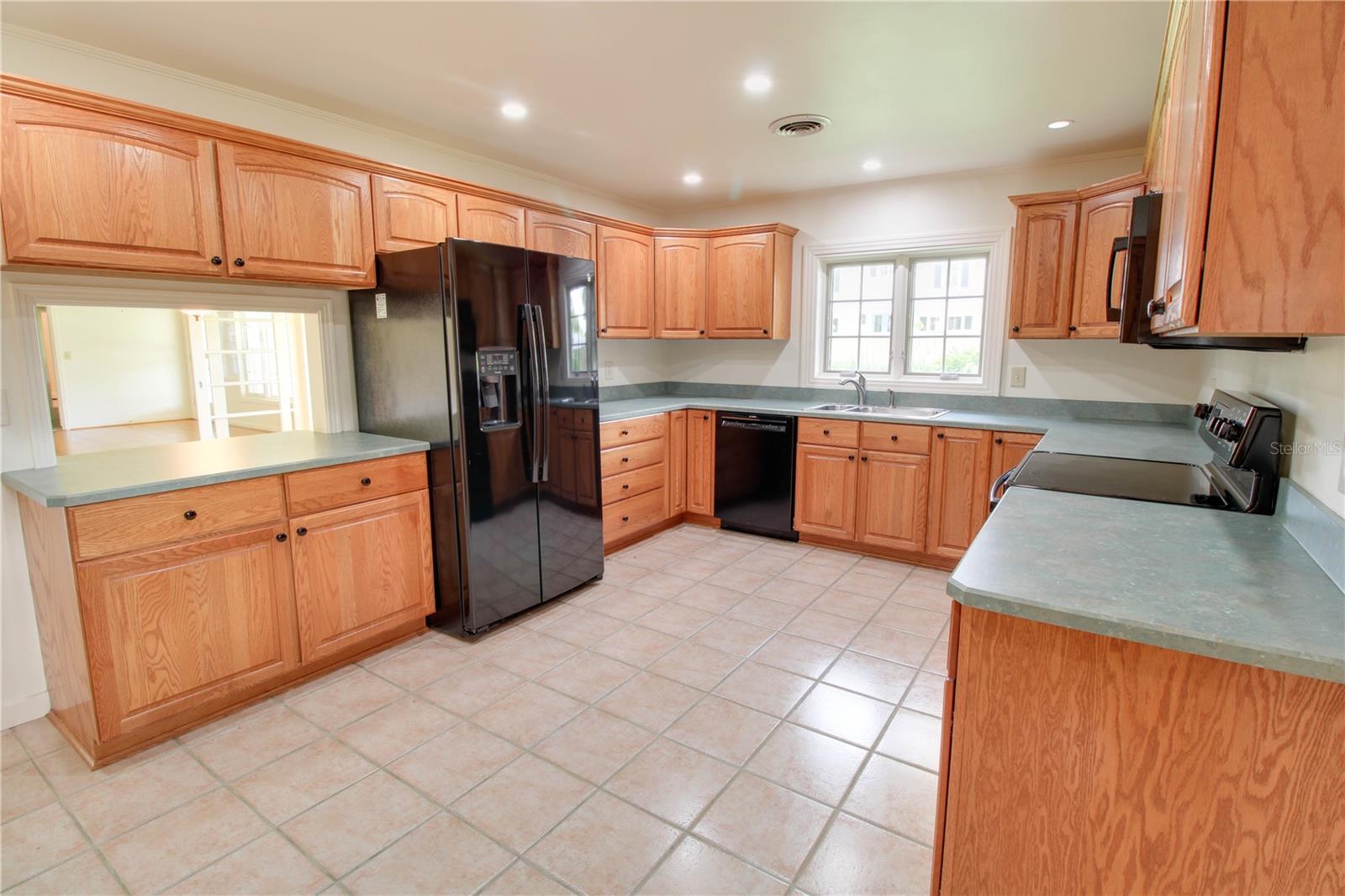 PALMER AVE LAKESIDE PROP - Residential Lease