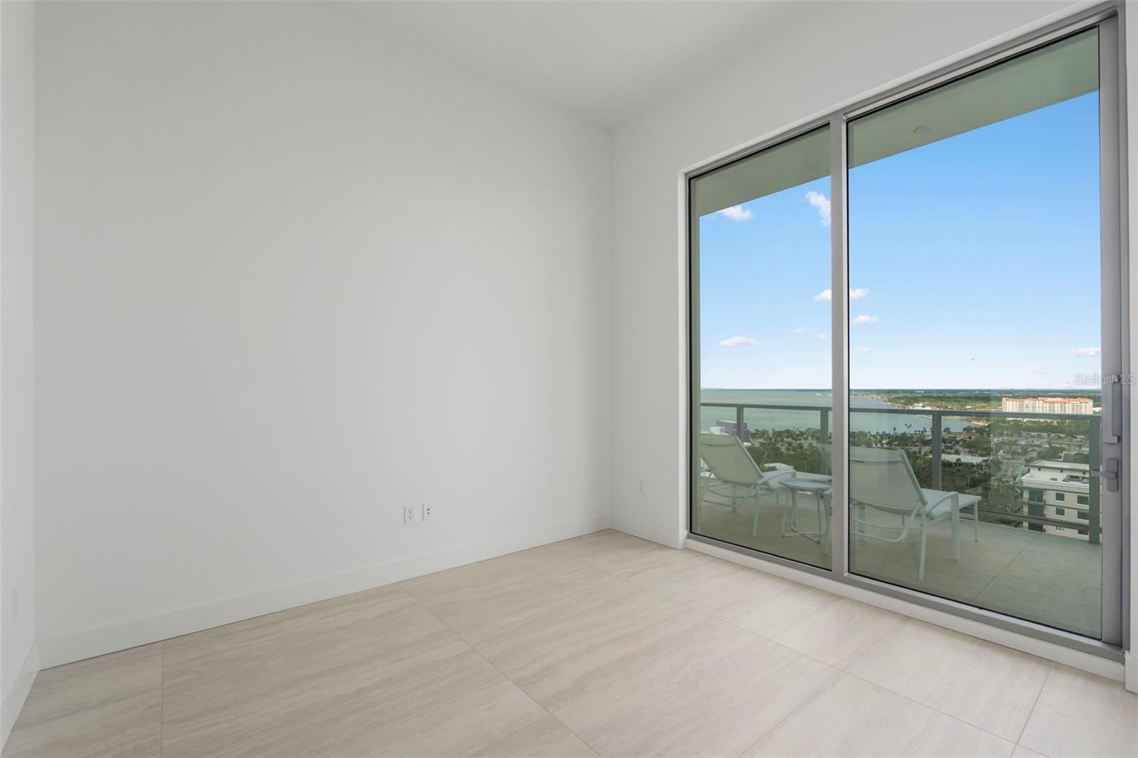 BAYSO SARASOTA - Residential