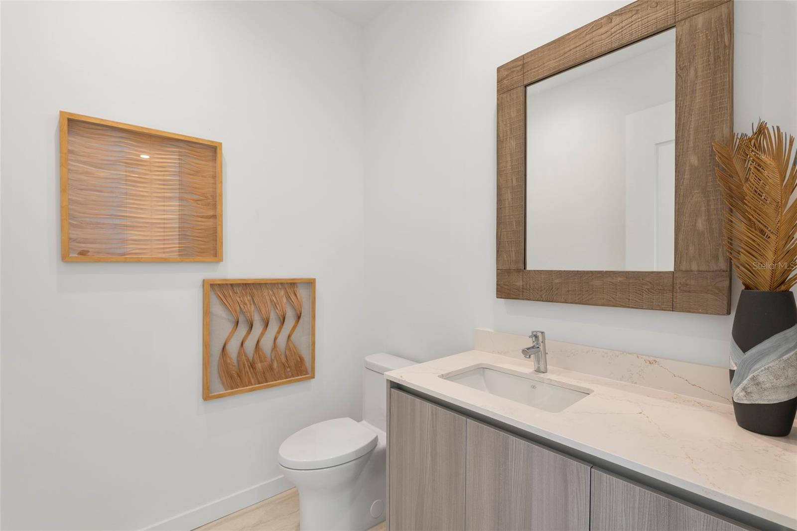 BAYSO SARASOTA - Residential