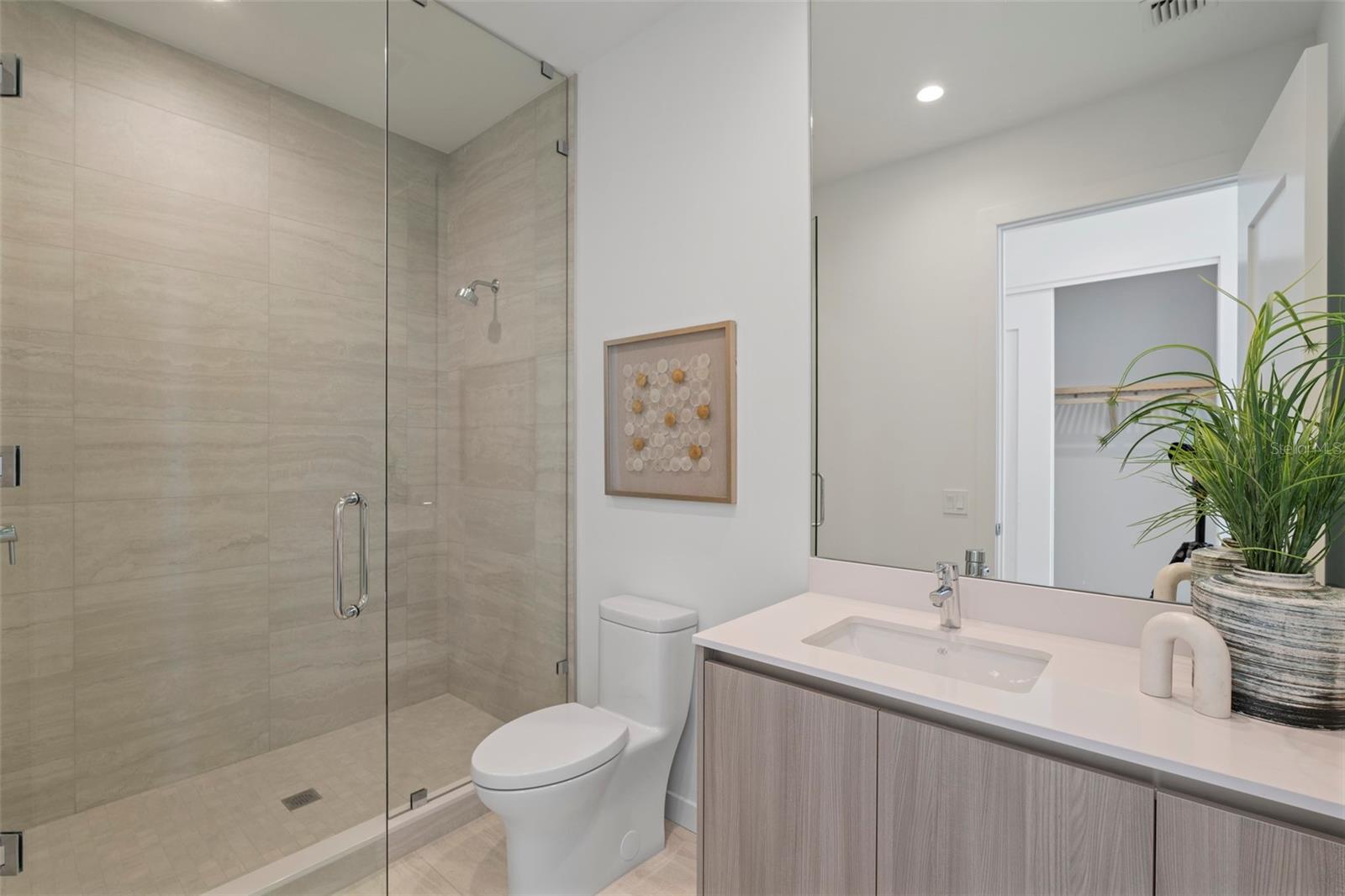 BAYSO SARASOTA - Residential