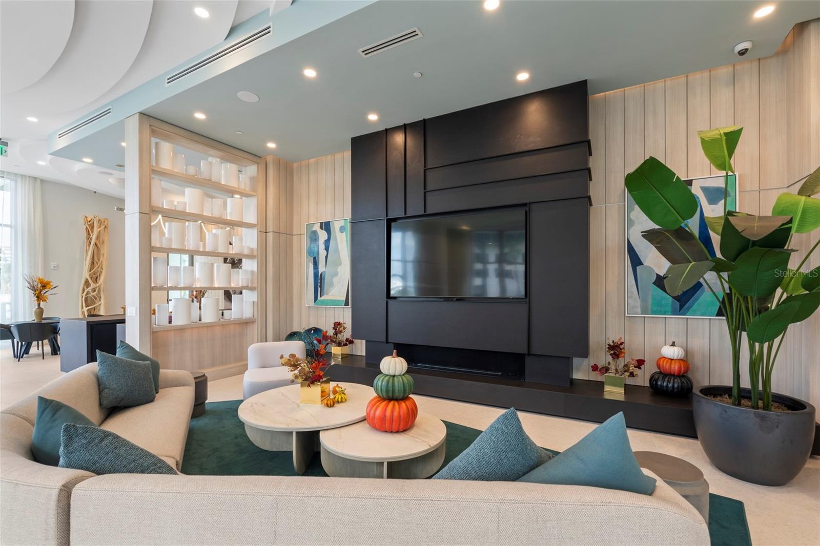 BAYSO SARASOTA - Residential