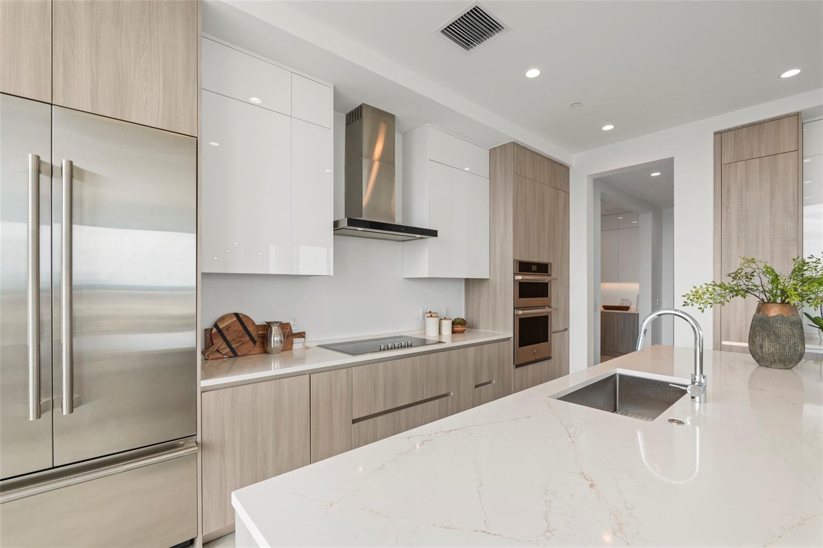 BAYSO SARASOTA - Residential