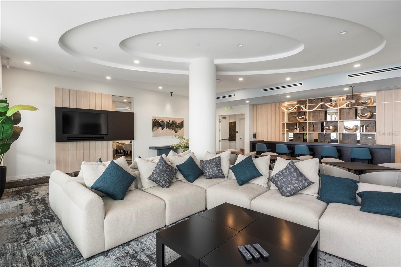 BAYSO SARASOTA - Residential