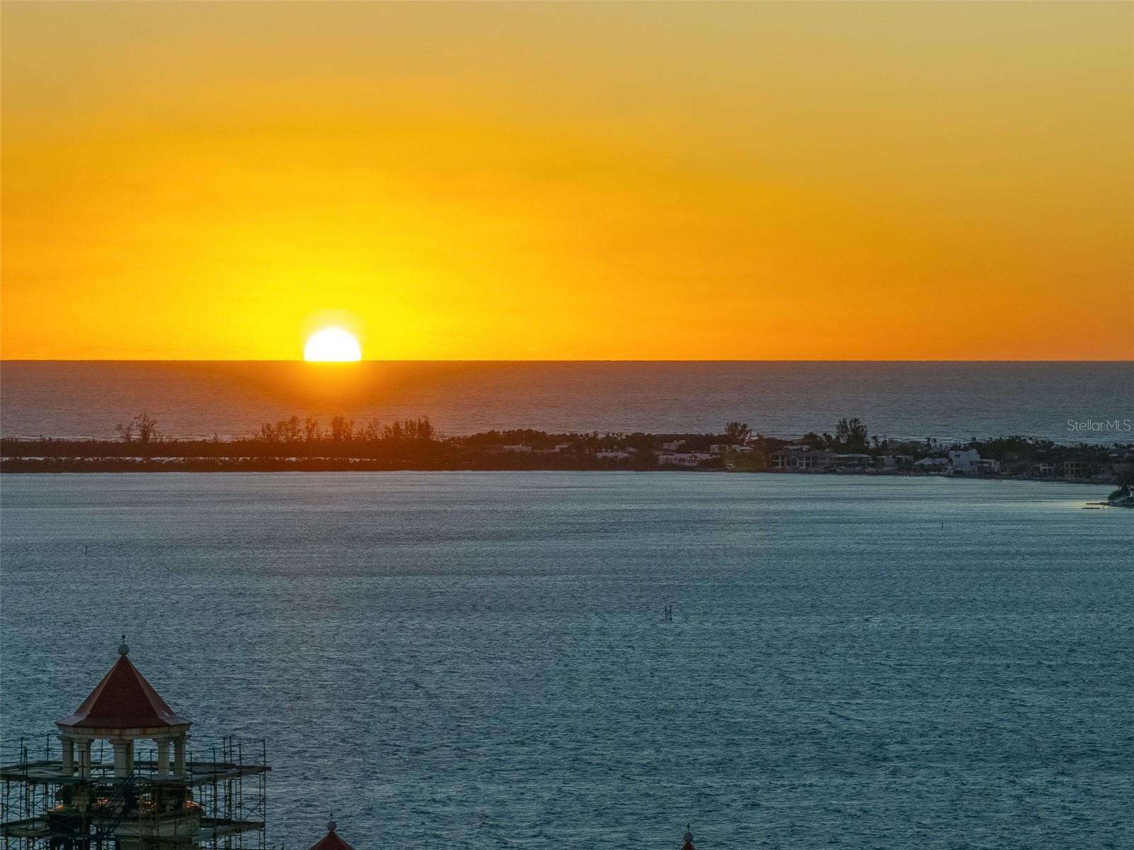 BAYSO SARASOTA - Residential