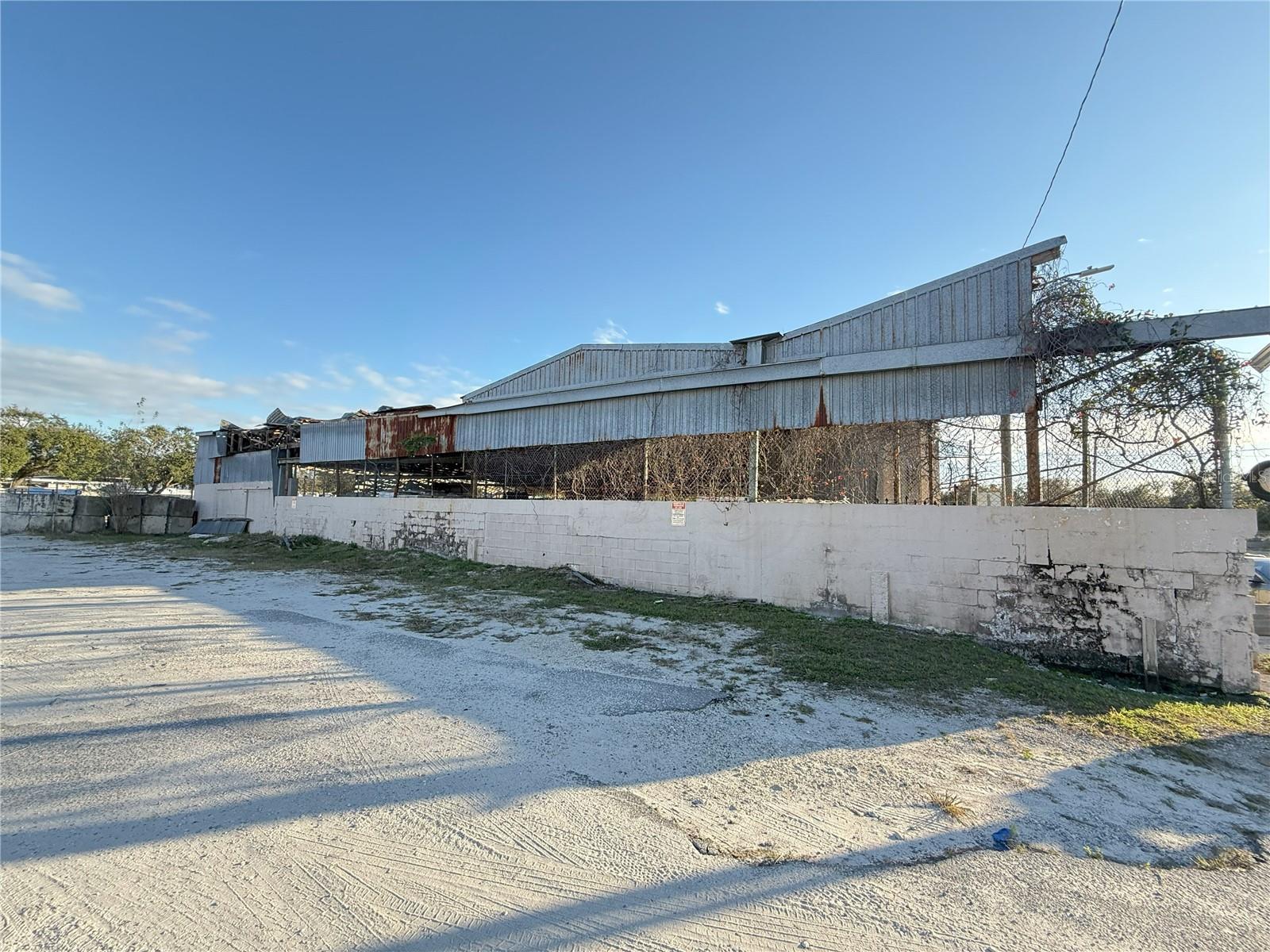 ORANGE TERRACE - Commercial Sale
